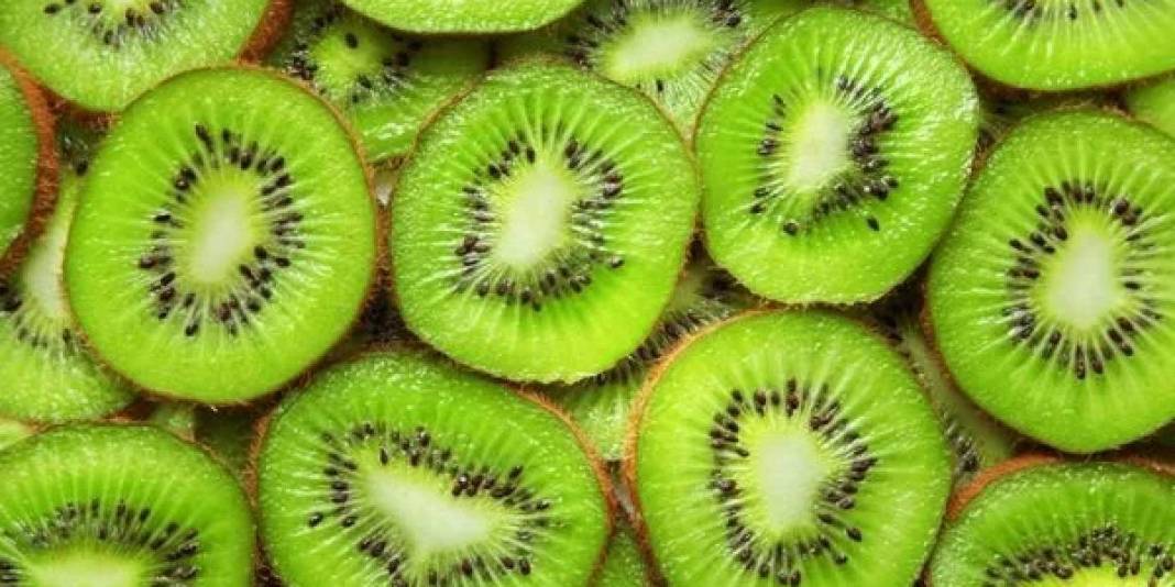 Uyku kalitesini artıran meyveler hangileri? Gece uykuya dalmakta zorlananlar bu meyveleri tüketin! 2